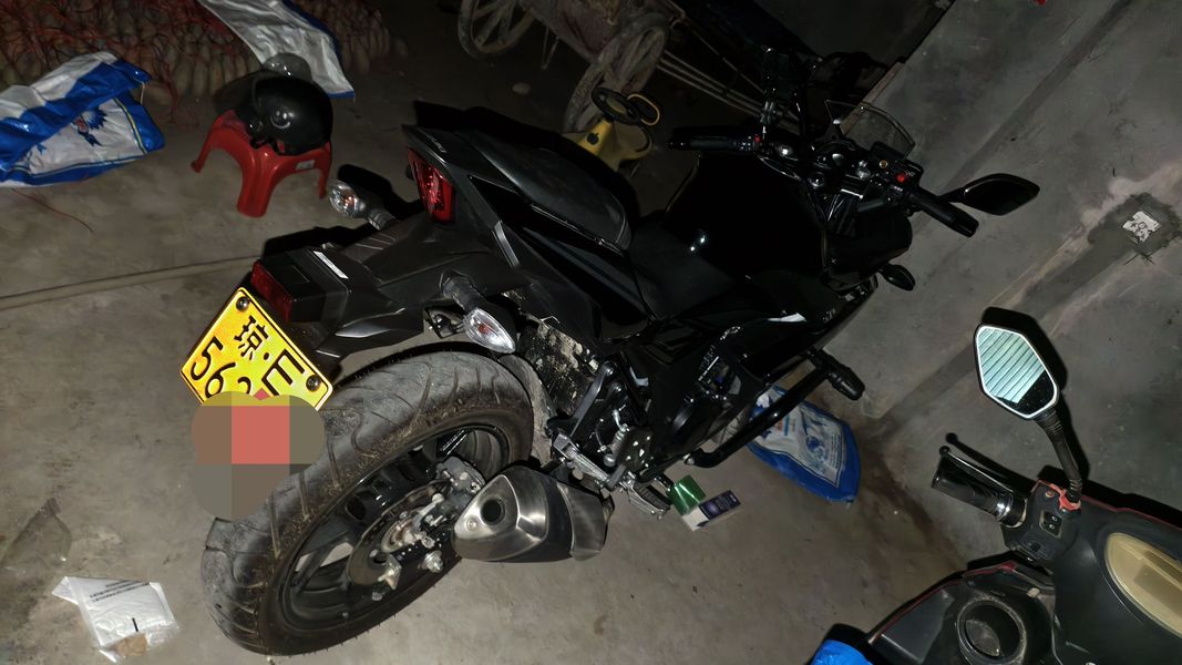 二手豪爵铃木GSX250R