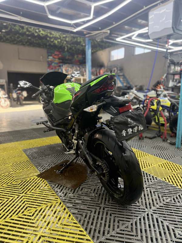 二手川崎Ninja 400