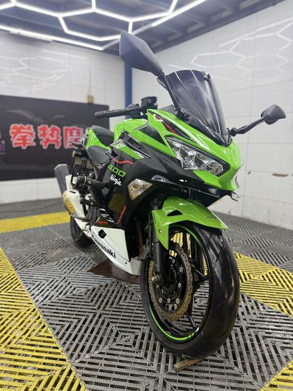 二手川崎Ninja 400