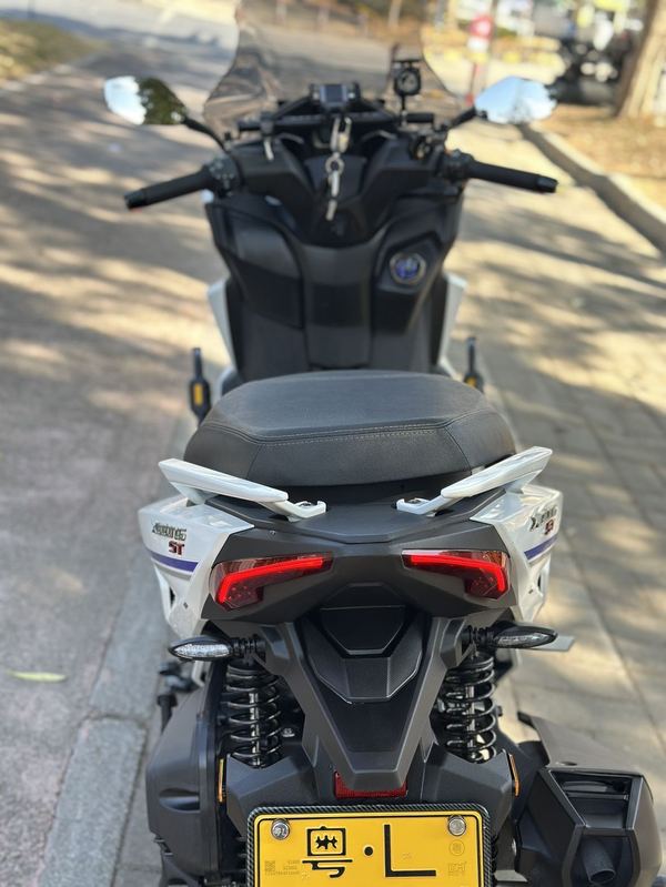 二手光阳赛艇 ST250