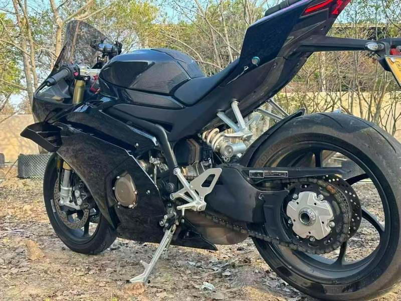 二手张雪机车500RR