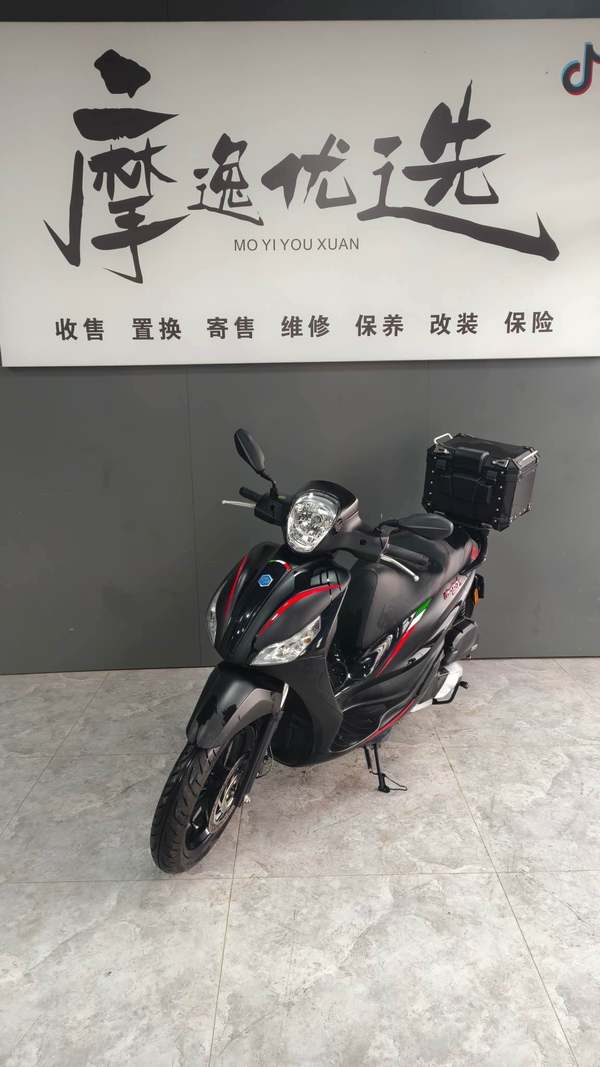 二手比亚乔Medley 150