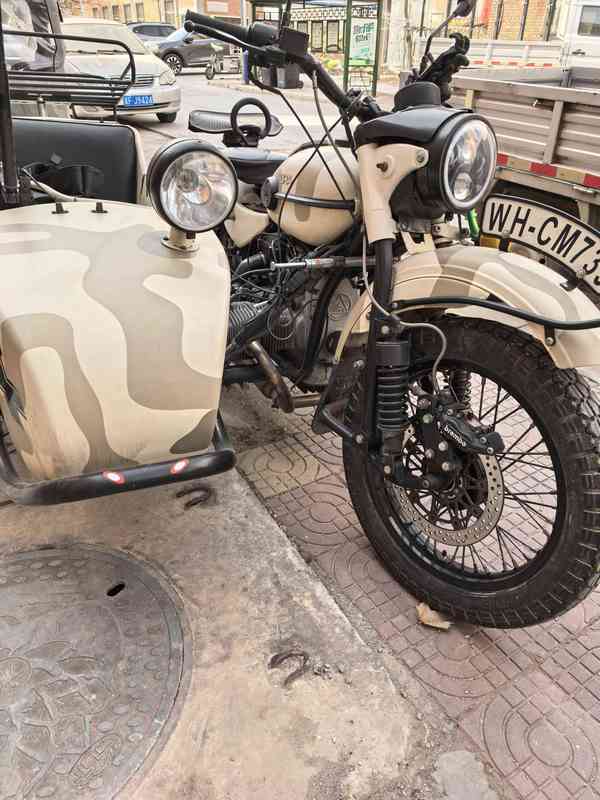 二手乌拉尔装甲兵