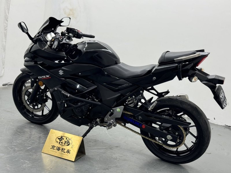 二手豪爵铃木GSX250R