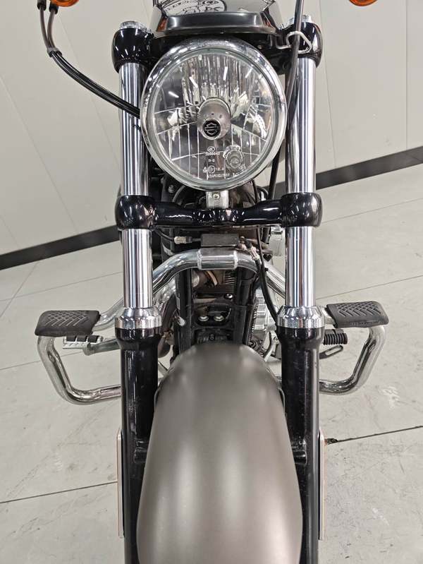 二手哈雷戴维森1200 Custom