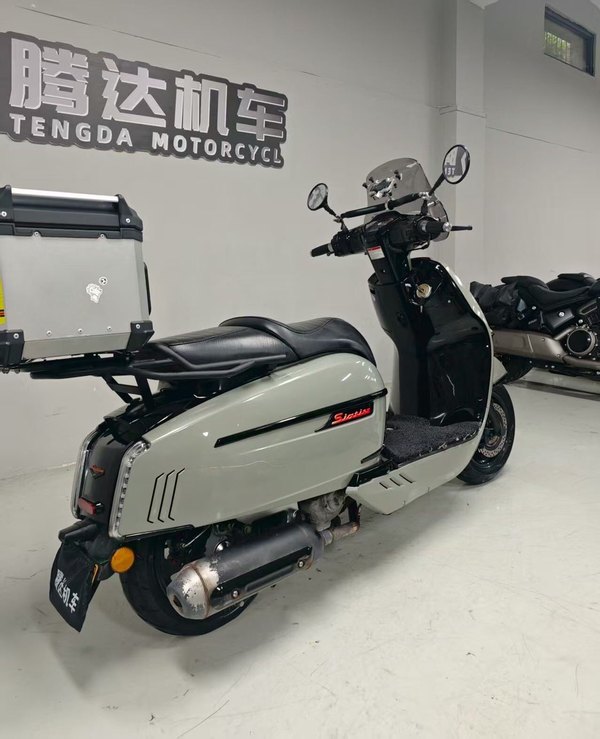 二手维多利亚Sixties 300i