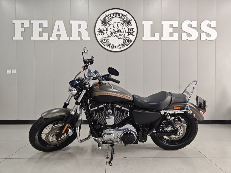 二手哈雷戴维森1200 Custom