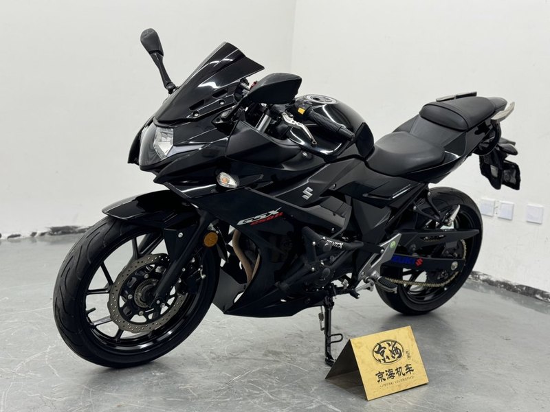 二手豪爵铃木GSX250R