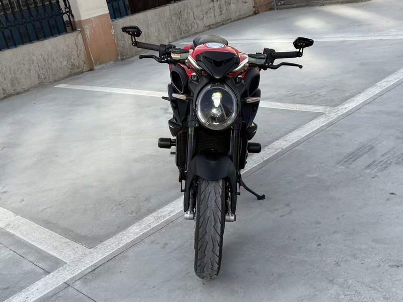 二手奥古斯塔Brutale 800