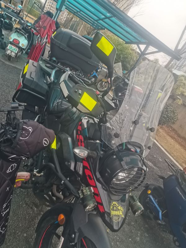 二手豪爵铃木DL250