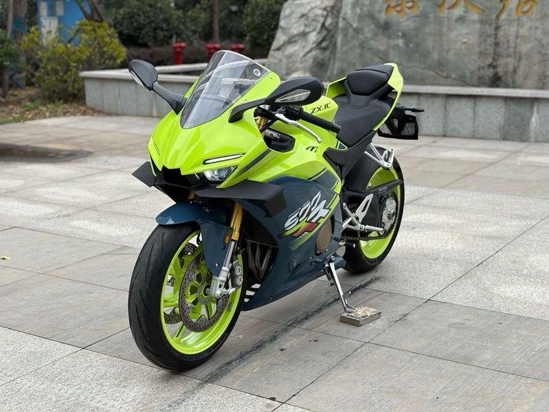 二手张雪机车500RR