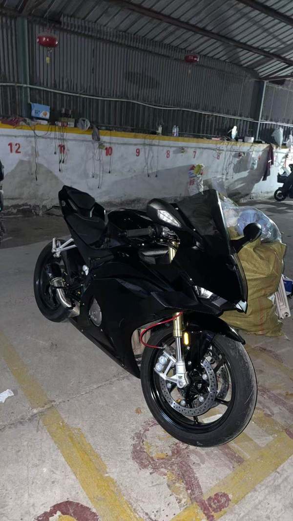 二手张雪机车500RR