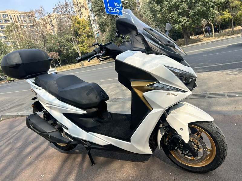 二手光阳赛艇 ST250