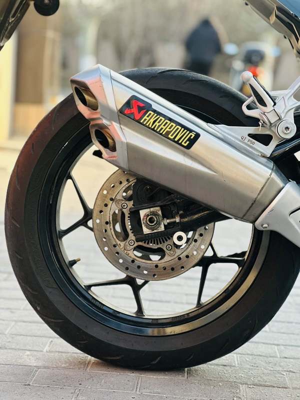 二手贝纳利龙卷风 Tornado 302R