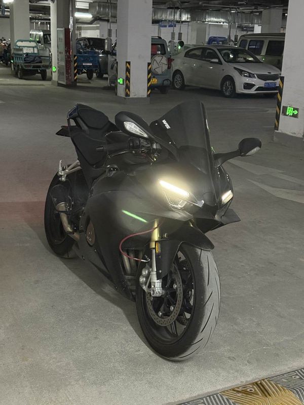 二手张雪机车500RR