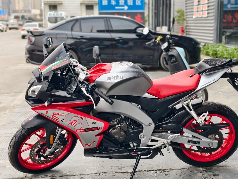 二手宗申阿普利亚GPR250R