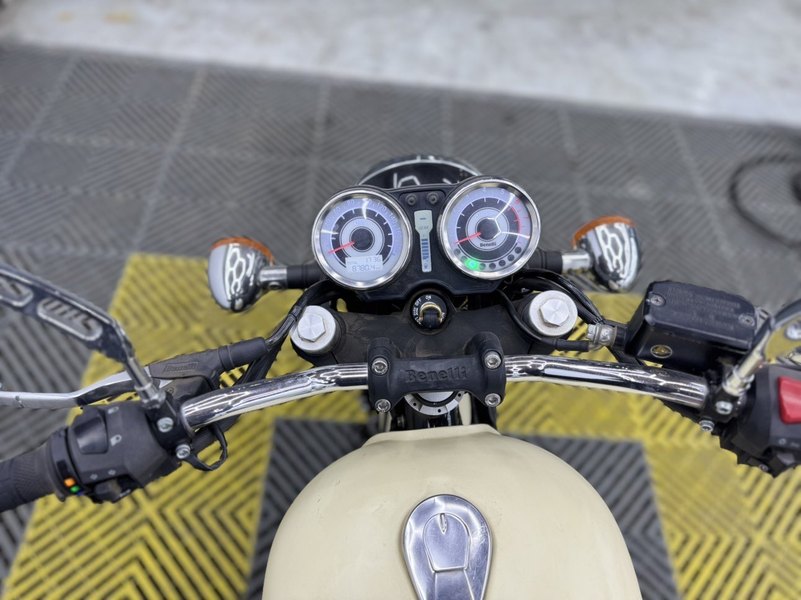 二手贝纳利帝国 imperiale 400