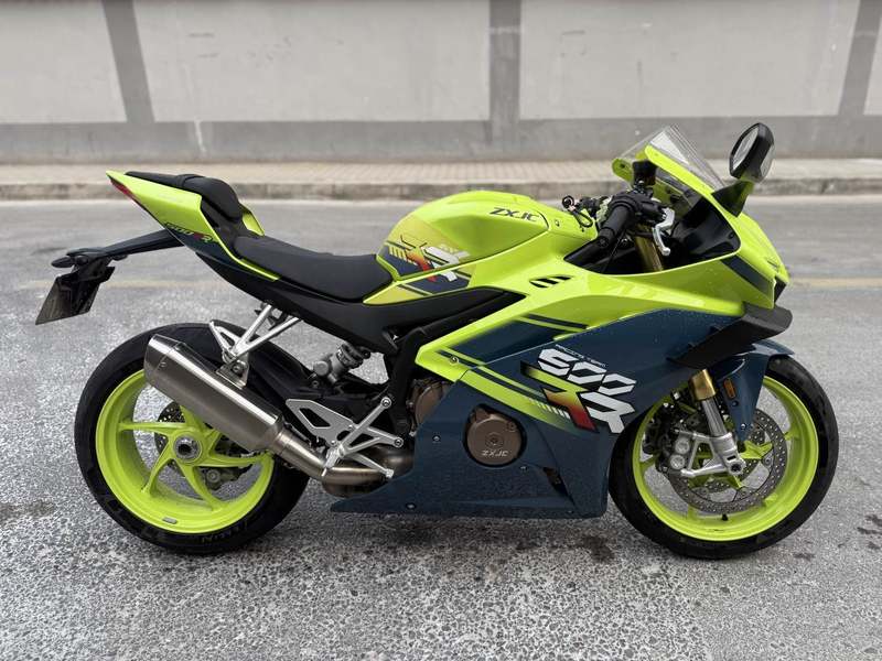 二手张雪机车500RR