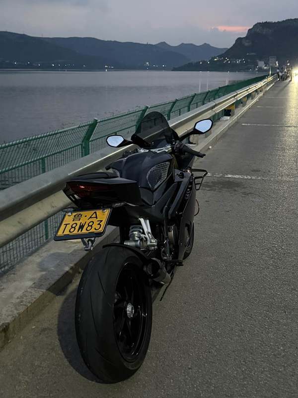 二手张雪机车500RR