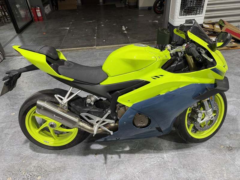 二手张雪机车500RR