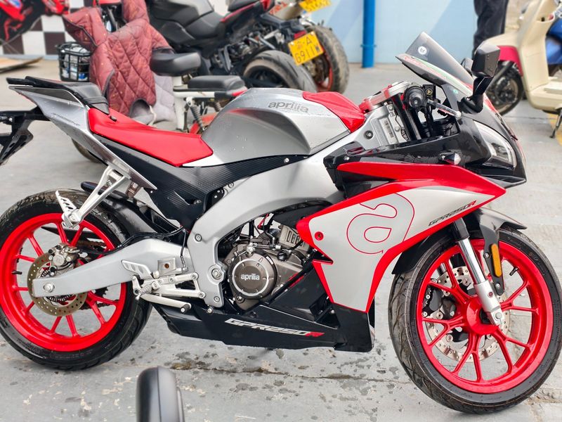 二手宗申阿普利亚GPR250R