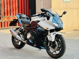 二手贝纳利龙卷风 Tornado 302R