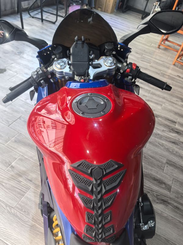 二手摩迪威800RS