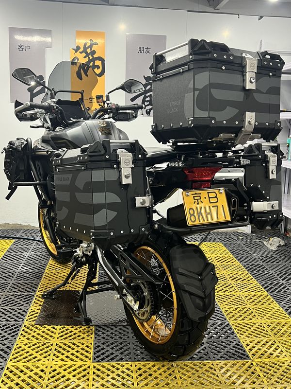 二手贝纳利TRK552