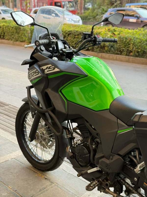 二手川崎Versys-X 300 