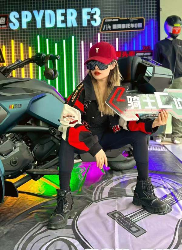 二手庞巴迪Spyder F3 