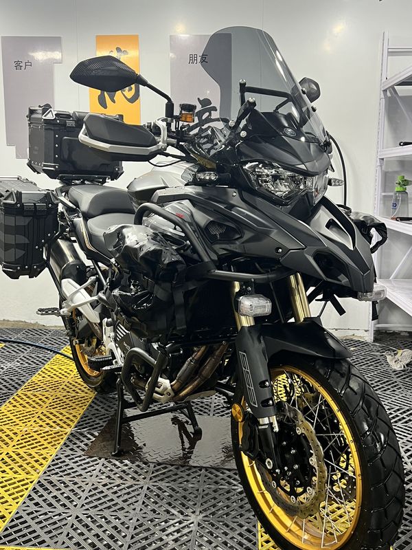 二手贝纳利TRK552