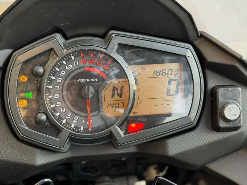 二手川崎Versys-X 300 