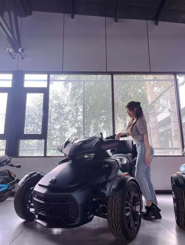 二手庞巴迪Spyder F3 