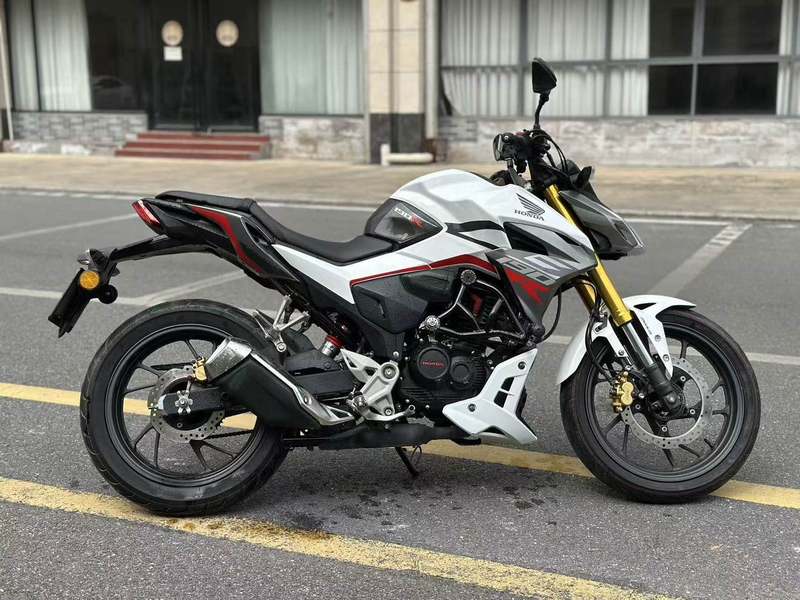 二手五羊本田CB190R 暴锋眼
