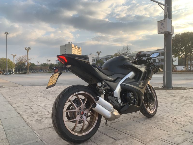 二手杜卡森DK400