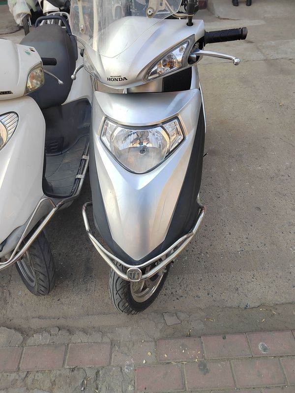 二手五羊本田SCR 喜鲨125