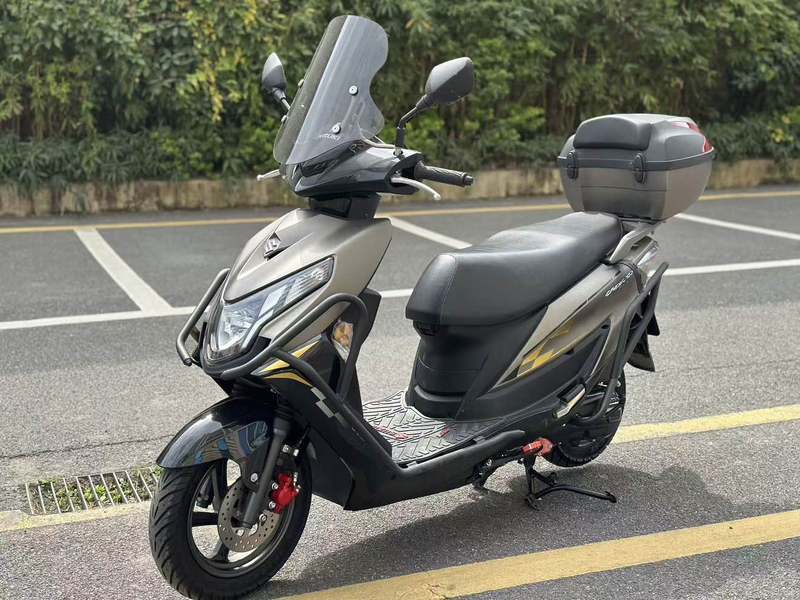 二手济南铃木优驿 UE125T