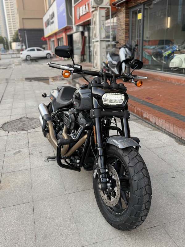 二手哈雷戴维森肥霸 Fat Bob