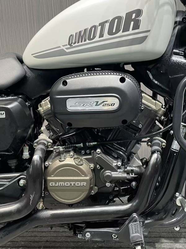 二手QJMOTOR闪250