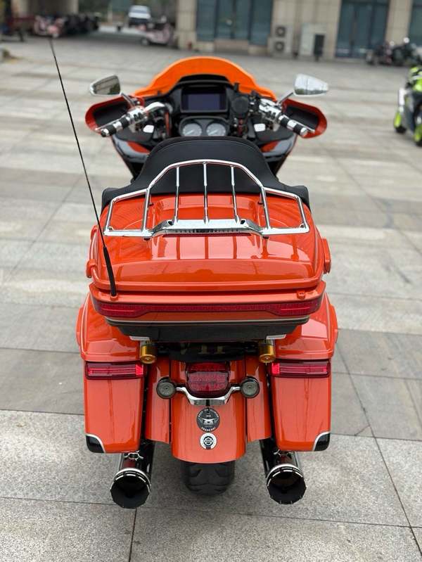 二手哈雷戴维森公路滑翔 Road Glide