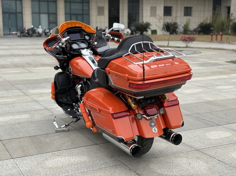 二手哈雷戴维森公路滑翔 Road Glide