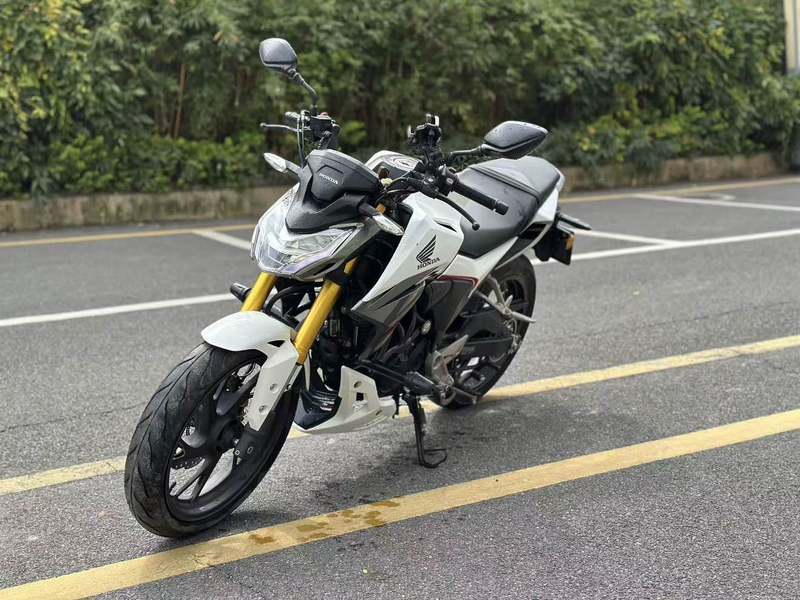 二手五羊本田CB190R 暴锋眼