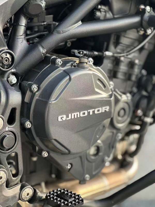 二手贝纳利TRK 902