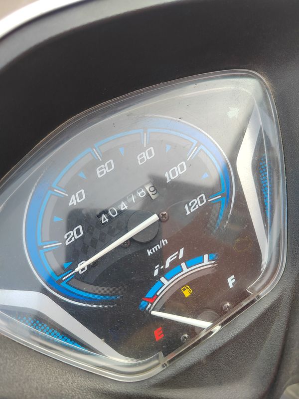 二手五羊本田SCR 喜鲨125