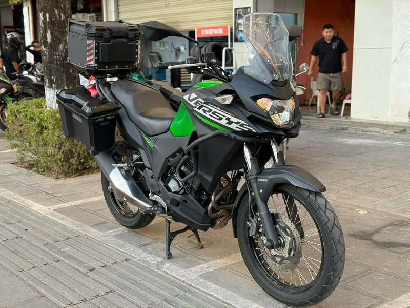 二手川崎Versys-X 300 