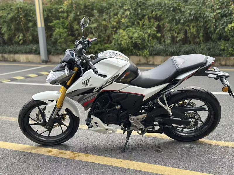 二手五羊本田CB190R 暴锋眼