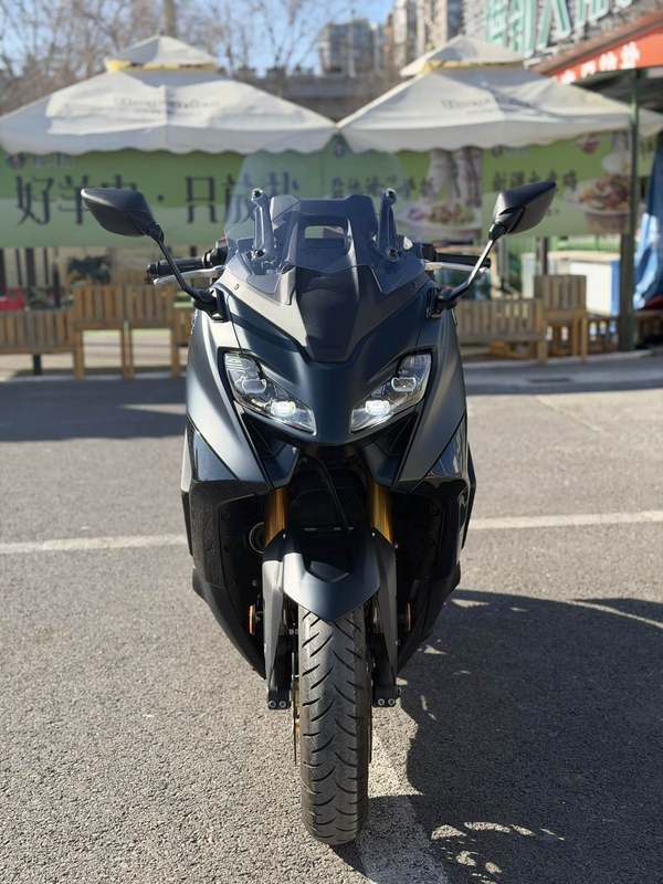 二手雅马哈TMAX