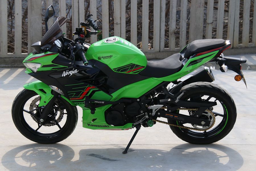 二手川崎Ninja 400