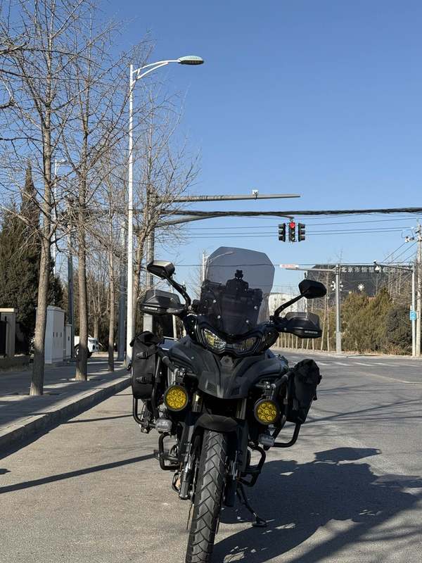 二手贝纳利TRK702