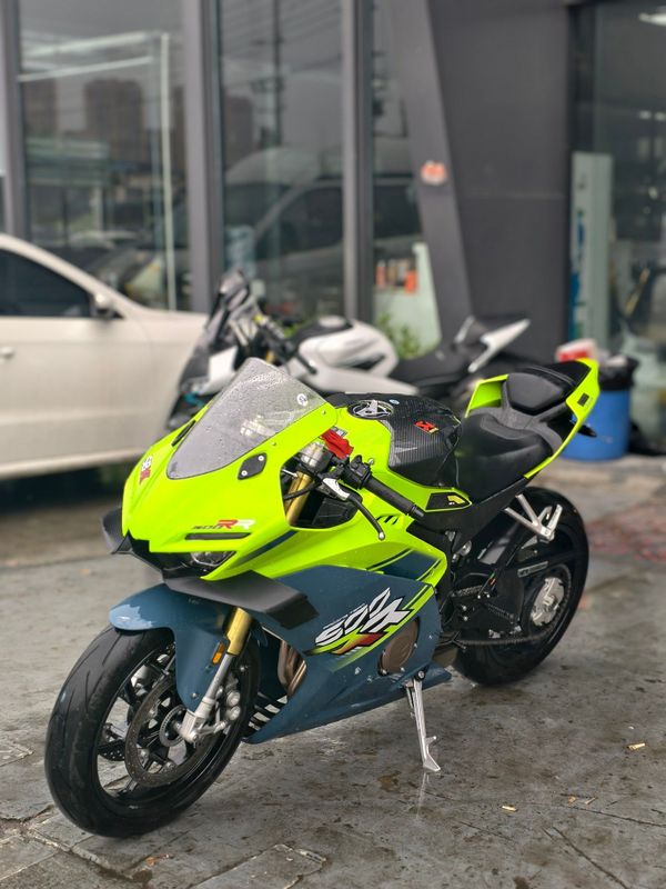 二手张雪机车500RR